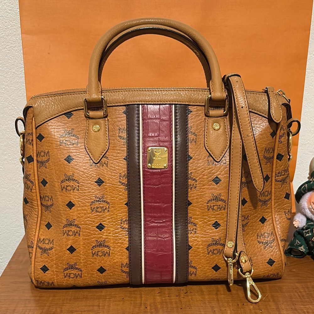 MCM Cognac 2 ways Handbag